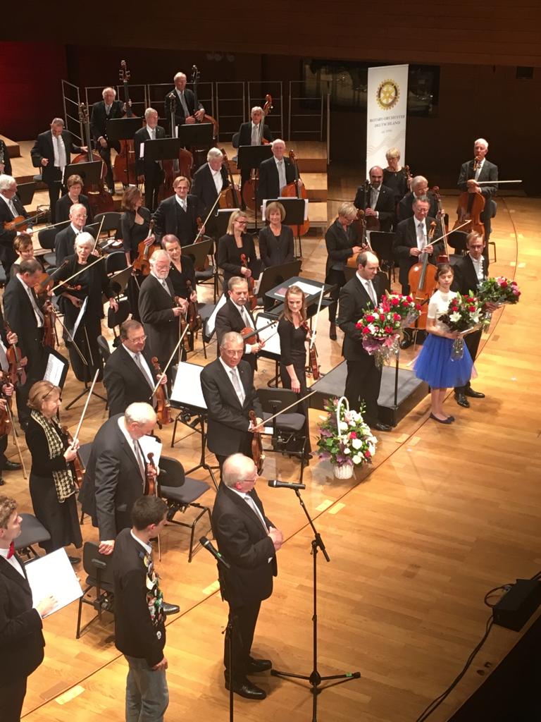 25 lat RC Wrocław koncert Wielkiej Orkiestry Symfonicznej Rotary Niemcy 15 pazdziernik 2015 02